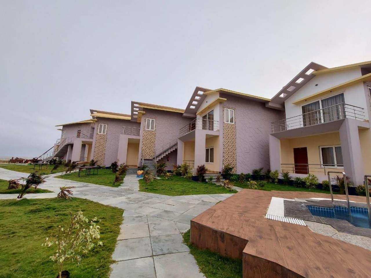 Parth King Beach Resort Mandarmani Exterior photo